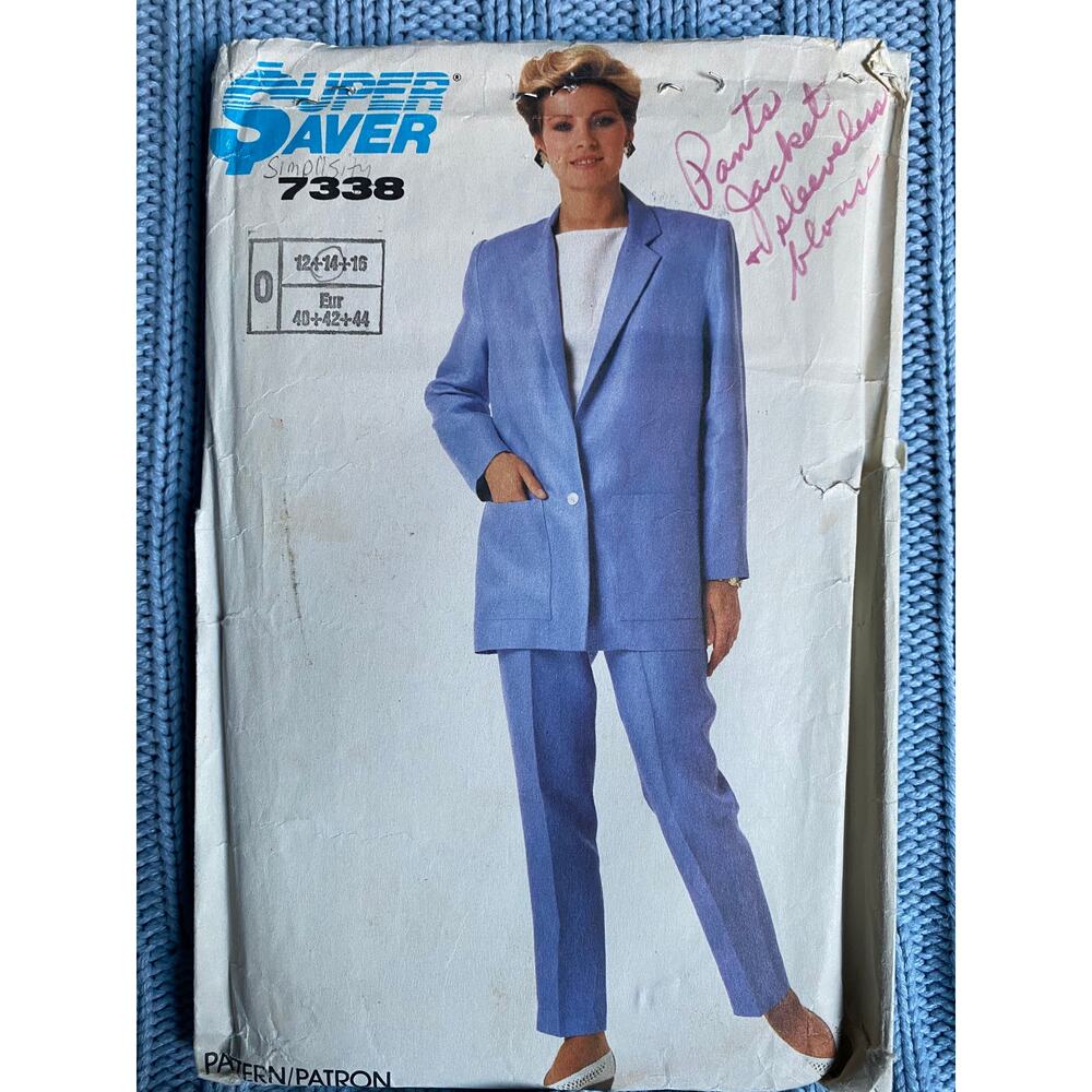 Simplicity 7338 Sewing pattern suit blazer boxy boyfriend pant sleeveless top